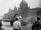 Powstanie robotnicze w 1953 r. w NRD od razu stłumiła Armia Radziecka
