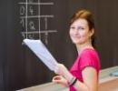 Od września nauczyciele będą mieli wyższą pensję i większe dodatki
