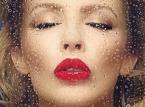 Kylie Minogue "Kiss Me Once": Całus w stylu disco